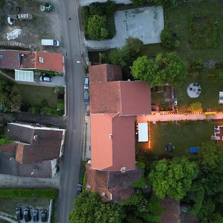 Maison Egalite Melay  Экстерьер фото
