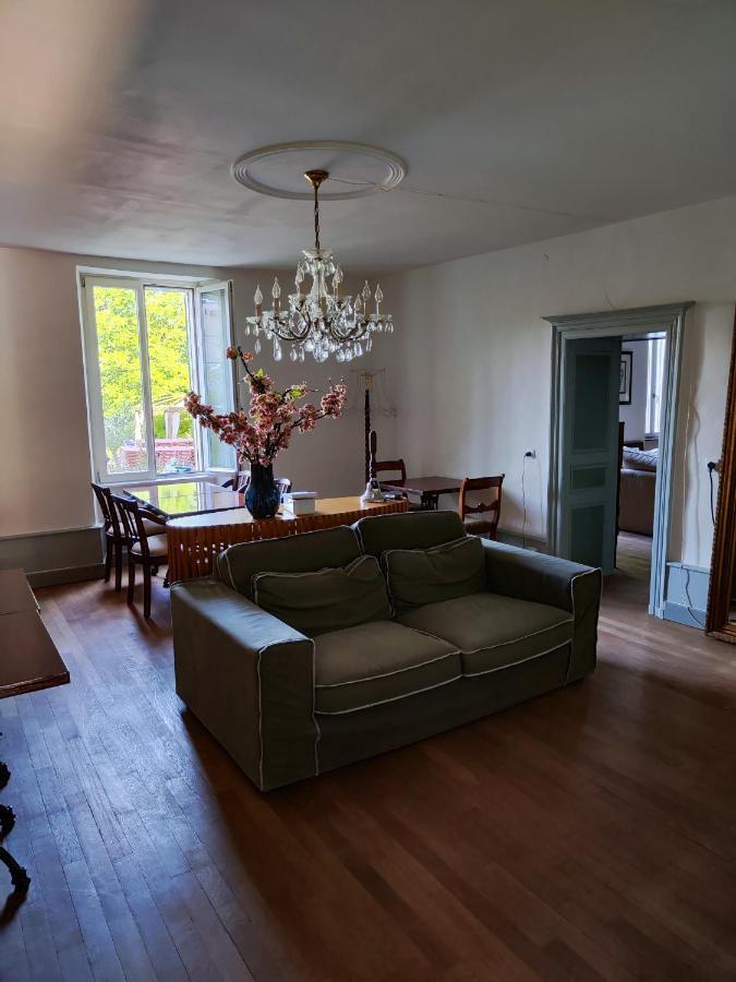 Maison Egalite Melay  Экстерьер фото