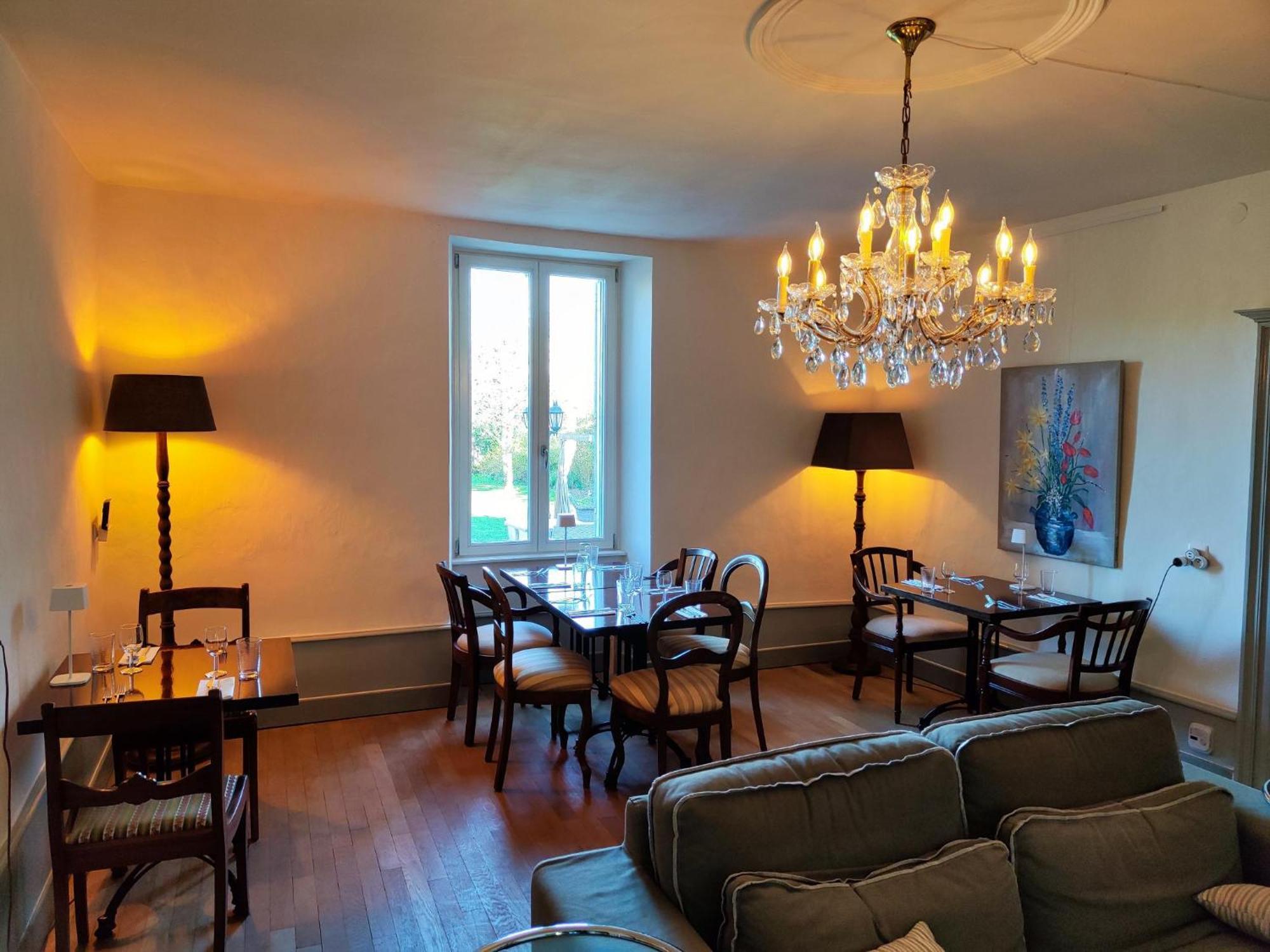 Maison Egalite Melay  Экстерьер фото